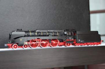 European Prototypes Other Lemke DR BR 18 201 Steam Locomotive Black Livery 6765